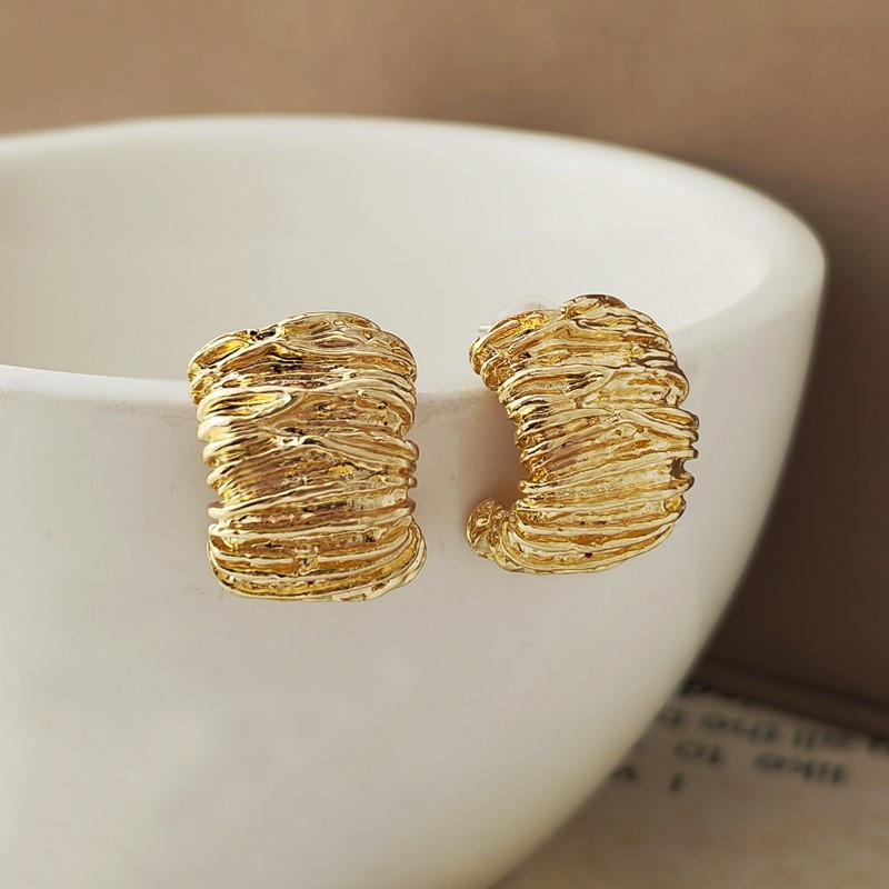 TEMU 2pcs Aretes de dije con metálica irregular, Adiciones de joyería de moda para mujer, Sin batería