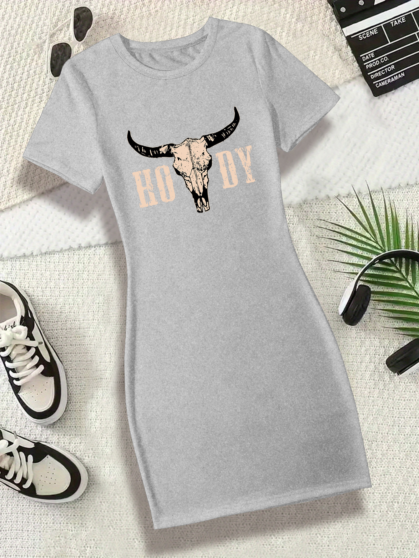 Print Bodycon Dress Short Sleeve A-Line T-Shirt Dress with Bull Horns  HOTDY Logo-like Design, Round Neck Casual to Party Wear, Machine W