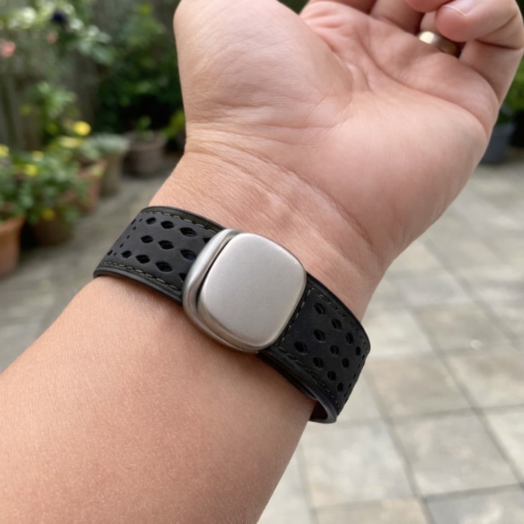 Men'S Genuine Leather for apple Watch Band | Rugged European And American High-End Crazy Horse Leather With Magnetic Clasp | Retro Breathable Hole Design | Compatible With Titanium 316 Stainless Steel | Fits for apple Watch Series 10, 11, 9, 8, 7