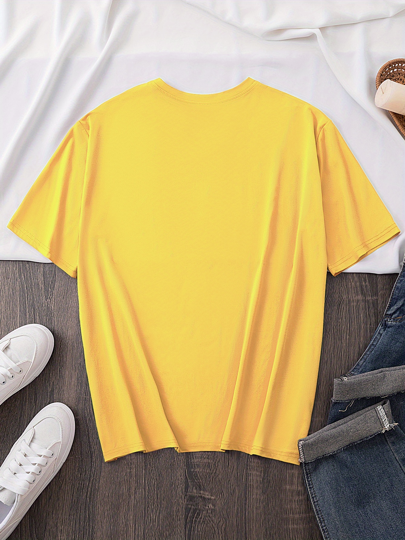 Women's Elegant Round Neck Short-Sleeve T-Shirt - Vibrant Red with White Calvin Monogram Print, Soft Fabric, Casual Versatile Top for Spring & Summer, Machine Washable, Casual Attire, Stylish Letter Print, Comfortable Fit