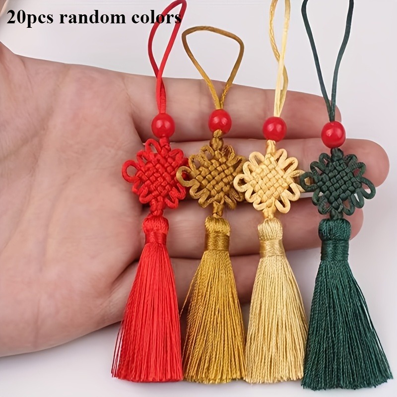 E-shop 20 handgefertigte Mini Chinesische Knoten Quasten - Exquisite Stoffdekorationen, geeignet für Hochzeiten, Neujahr, Geschenke und
