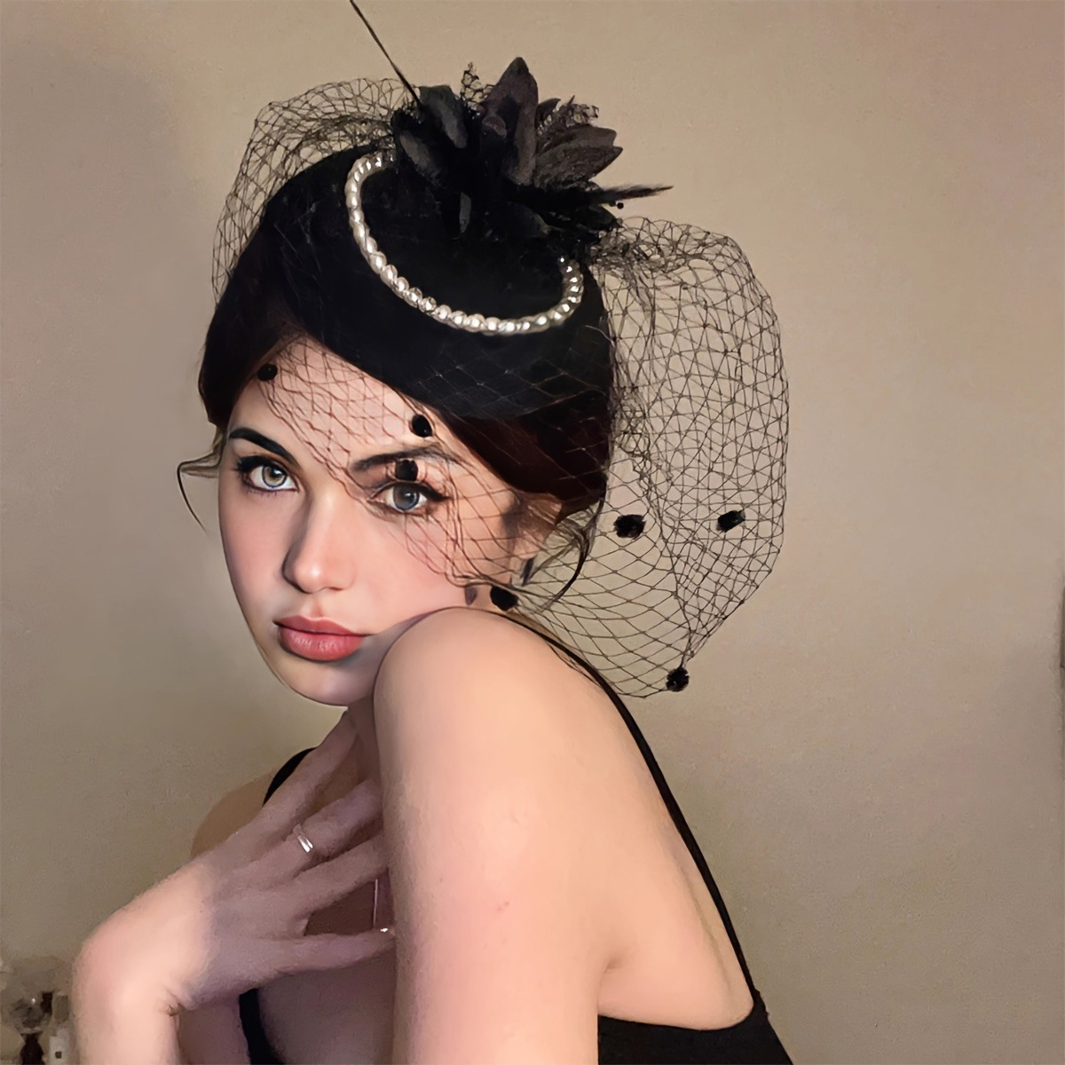 elegant 1920s-inspired fascinator hat for women - vintage  display picture 2