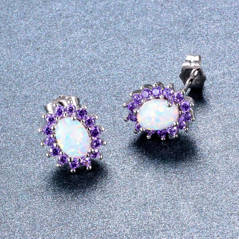 Women's Classic Oval White Sunflower Design Stud Earrings
