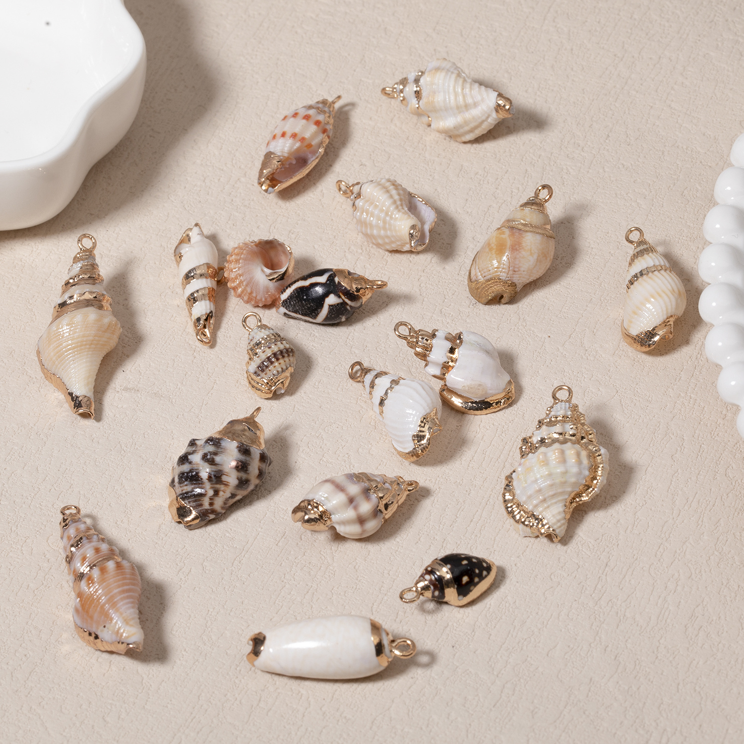 Multi-Color Natural Conch Shell Pendant, Handmade Craft Accessory