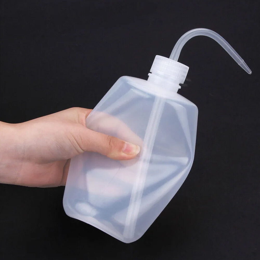TEMU 1pc Plastic Squeeze Bottle With Curved Diffuser & Oval - 500ml/16oz Pe Rinse Water Bottle Suitable For Soap,, Plant Nutrient Solution -