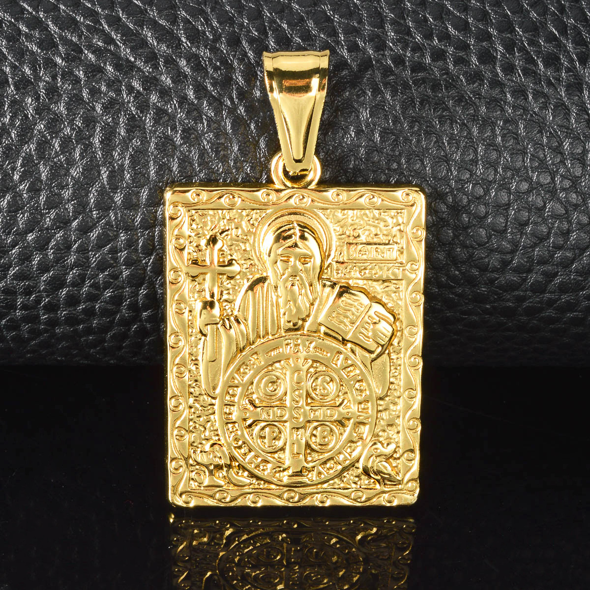 TEMU 1 Square Holy Medal With Embossed Portrait, A Heavy 304l Stainless Steel Pendant Accessory, Suitable For Daily Wear, Festive Jewelry, And Gifts