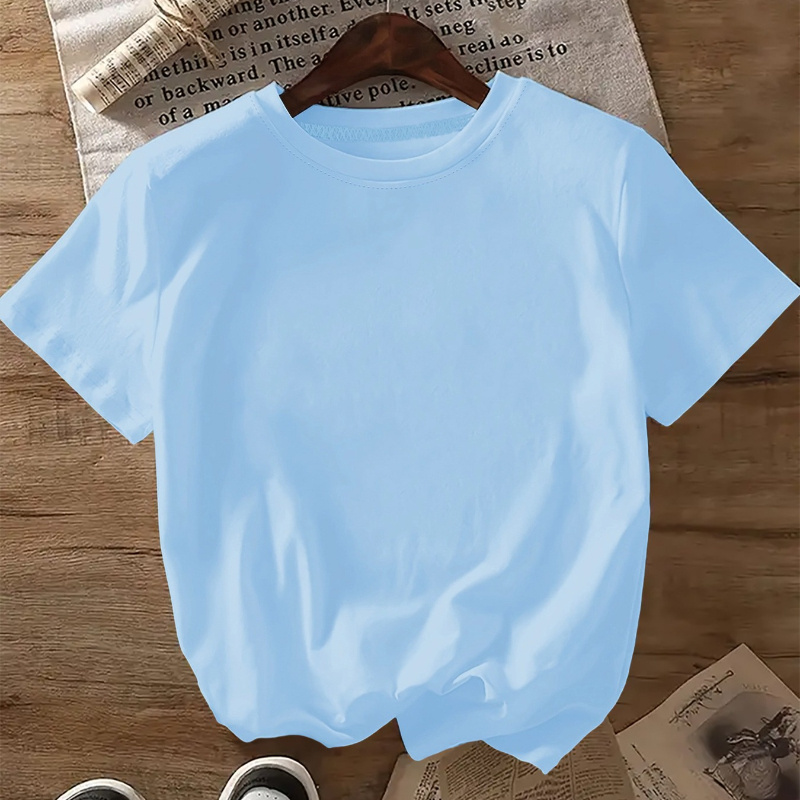 Chemise Minimaliste Bleu Clair pour Femme - Tee-Shirt Basique Doux et Lavable en Machine, Essentiel de Garde-Robe Toutes Saisons, Design Simple et Texture Lisse