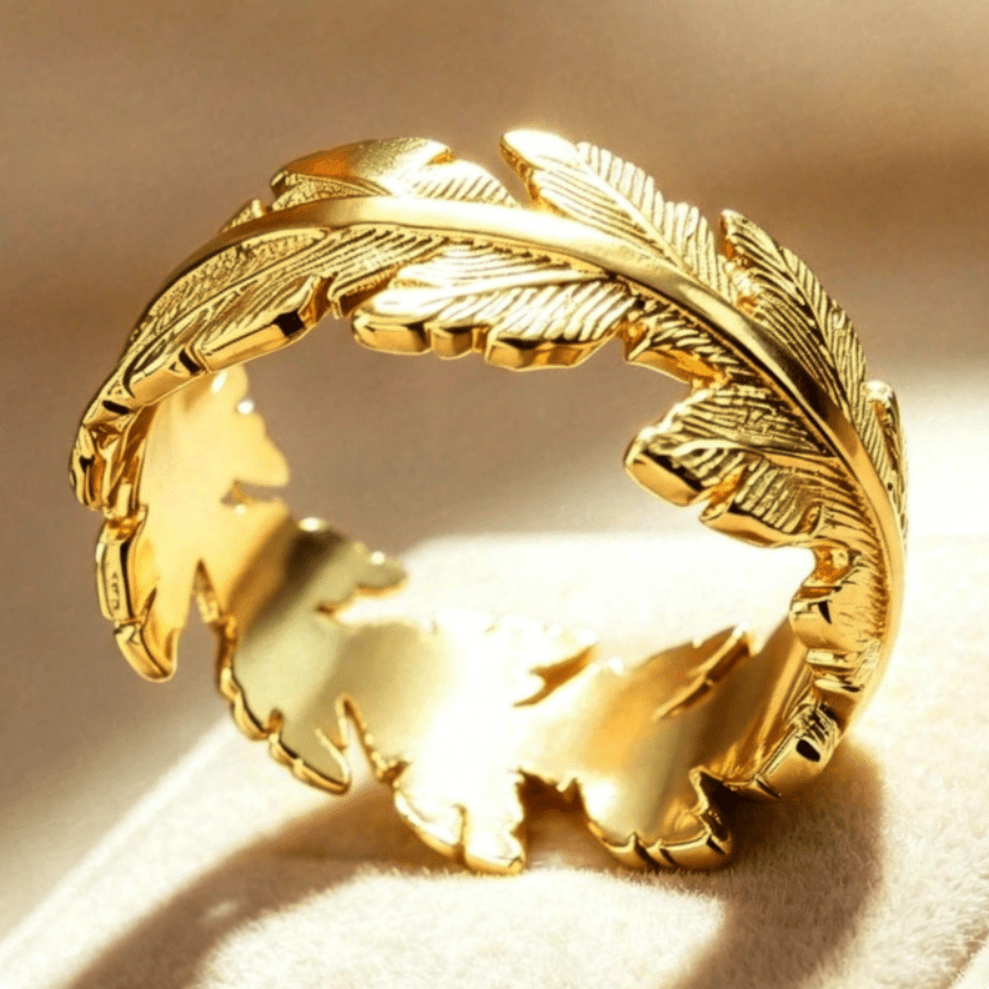 Women's Classic Maple Leaf Design Vintage Ring