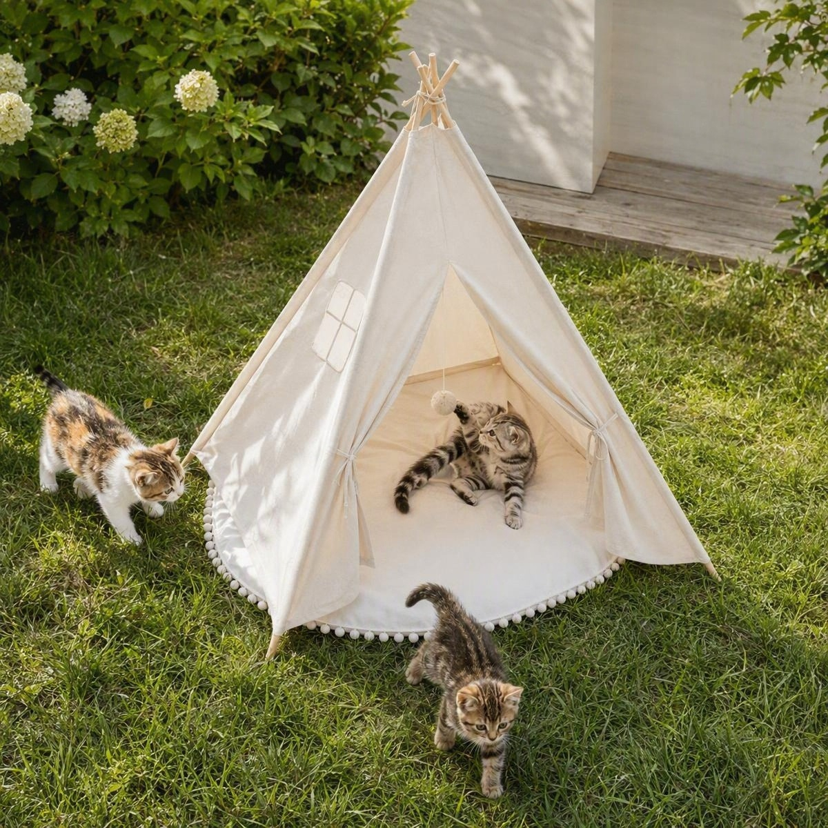 Image of Extra Large Cream Cat Tent, 160x120x120cm Spacious Cat Bed For Outdoor Pet Rest, Cat Hideaway, Cat House
