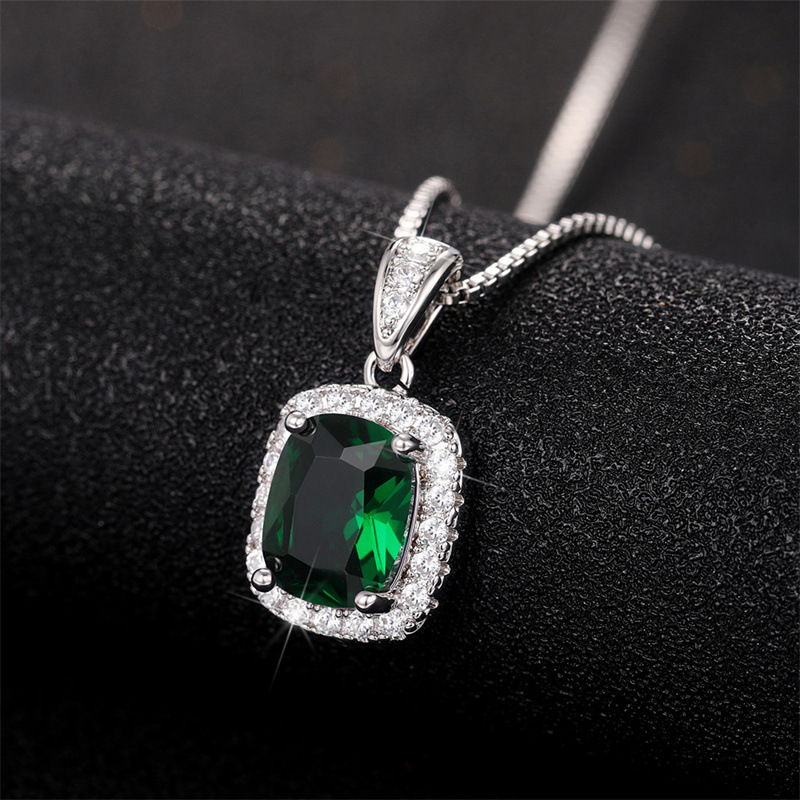 Image of Elegant Classic Inlaid Green Zirconia Square Pendant Necklace For Women Banquet Wear Luxurious Jewelry Gorgeous Anniversary Gift