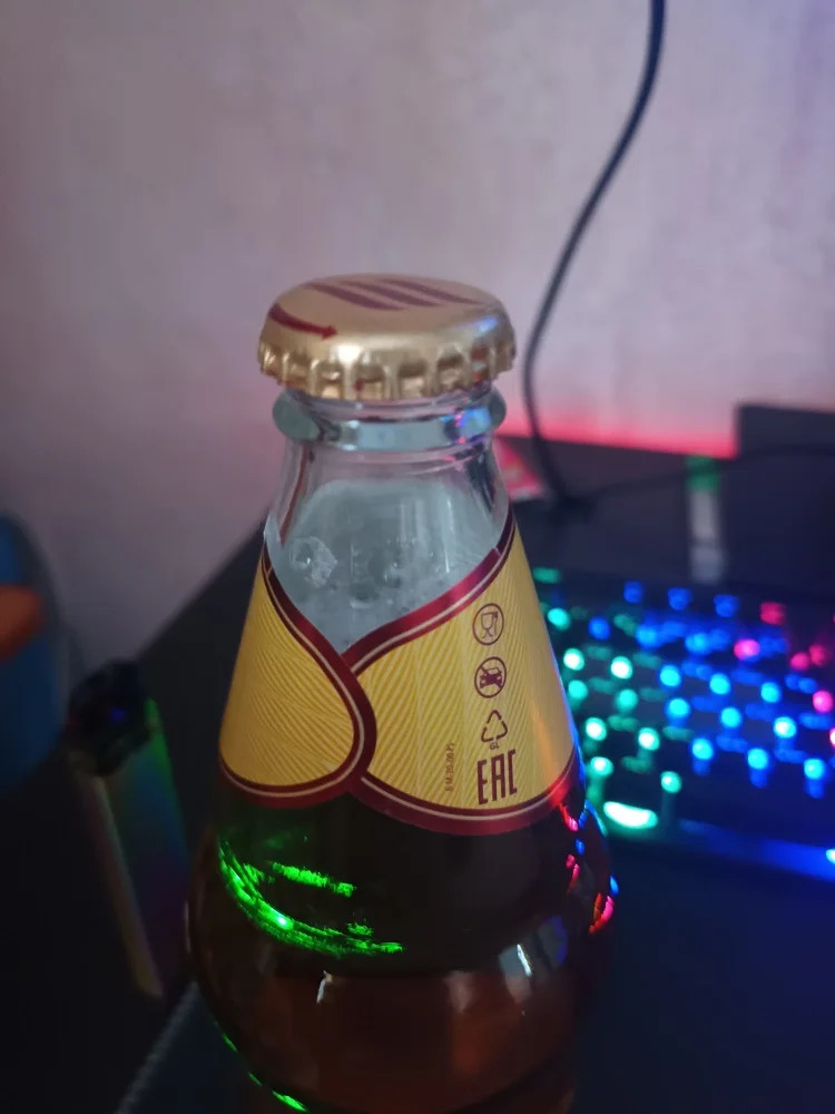 Nymph'S Innovative Magnetic Automatic Beer Corkscrew Features a Plastic Casing, Making It a Handy Tool for Bars And Gatherings. Perfect for Birthdays, Family Events, Outdoor Fun, Picnics, And As a Home Bottle Opener, Portable Bar Gadget Nymph