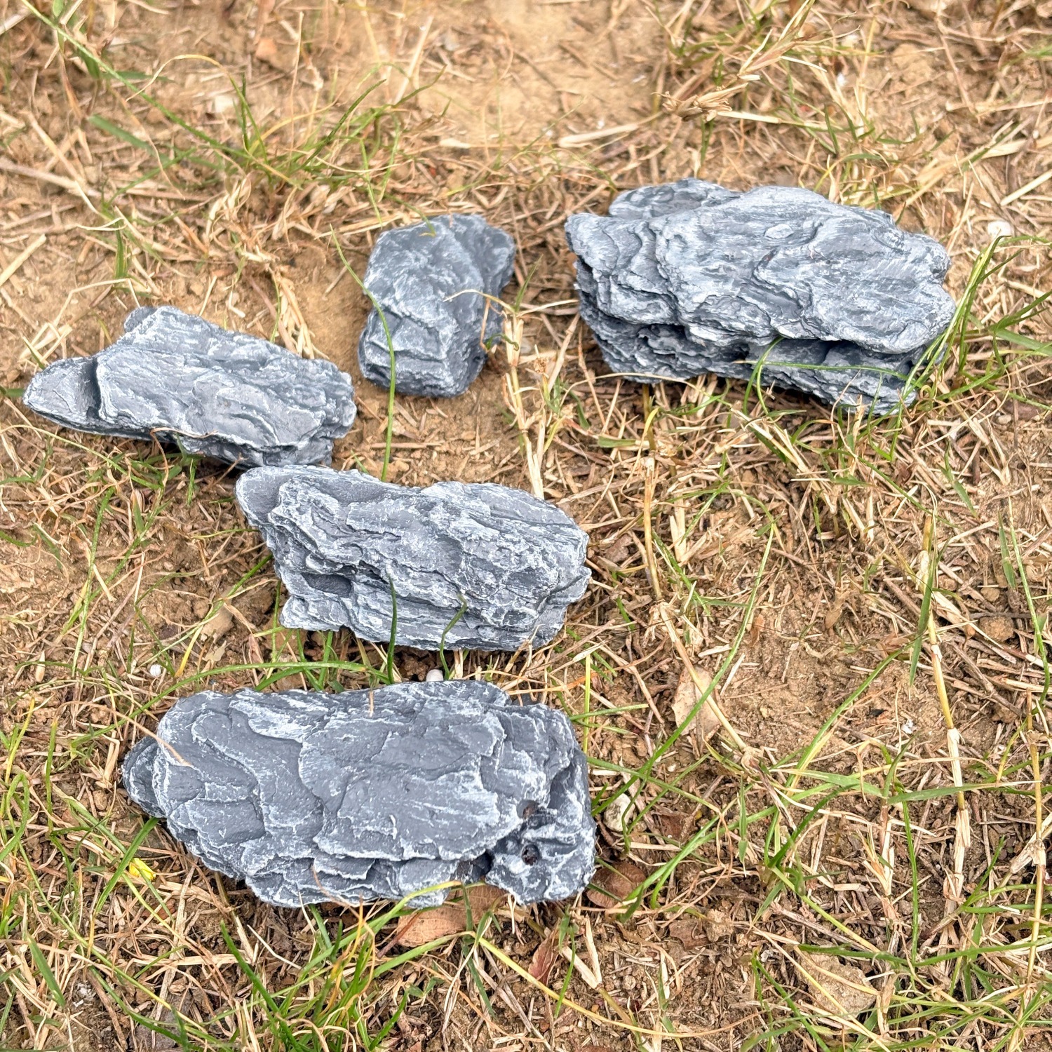 5pcs Random Shape Irregular Simulation Rock For Micro-landscape, 4-6cm/1.57-2.36in Length Model Doe Outdoor Landscape Decoration Handmade Diy Micro-scene Decoration Scene