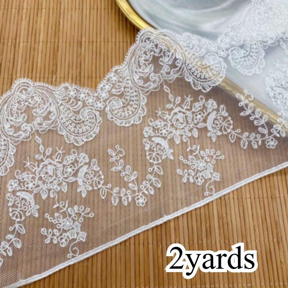 E-shop Weißer Mesh-Spitzen, florale Stickerei, für Hochzeitskleider, Stirnbänder und Kleiderverzierungen. Kleidungsprojekte | Elegante Stoffe |