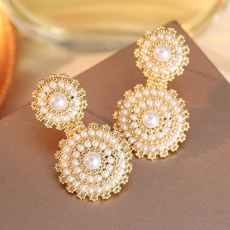 Women's Retro Double Flower Shaped Earrings