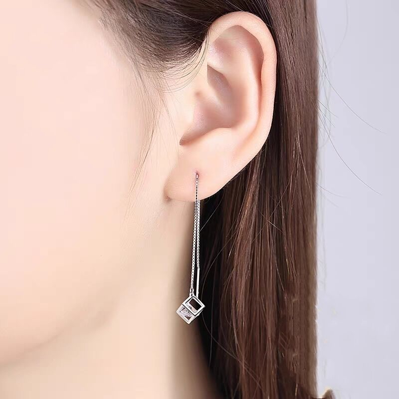 2pcs Unisex Temperament Cube Earrings with Synthetic Zirconia