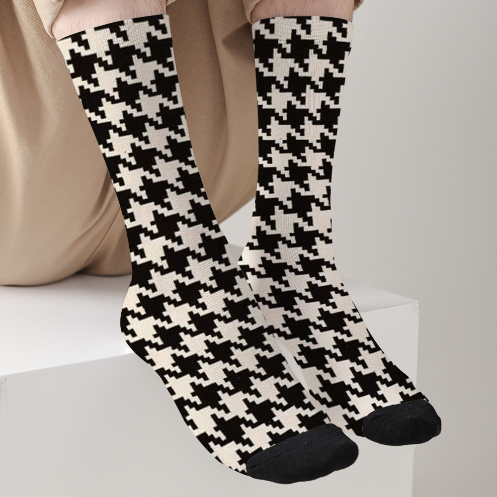 

A Pair Of 3d Heat Transfer 360 Print Socks Suitable For Men And Women, Fits All, Featuring Fun And Quirky Patterns, All , Stylish And Breathable, With A Black Design.