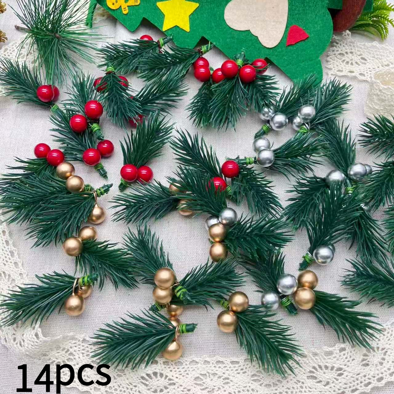 A 14pcs Christmas Floral Arrangement Featuring Pine Needles And Berries, Including Pine Cones And Branches, Ideal For Artificial Christmas Tree Branches And Sprays. It With Small Branches