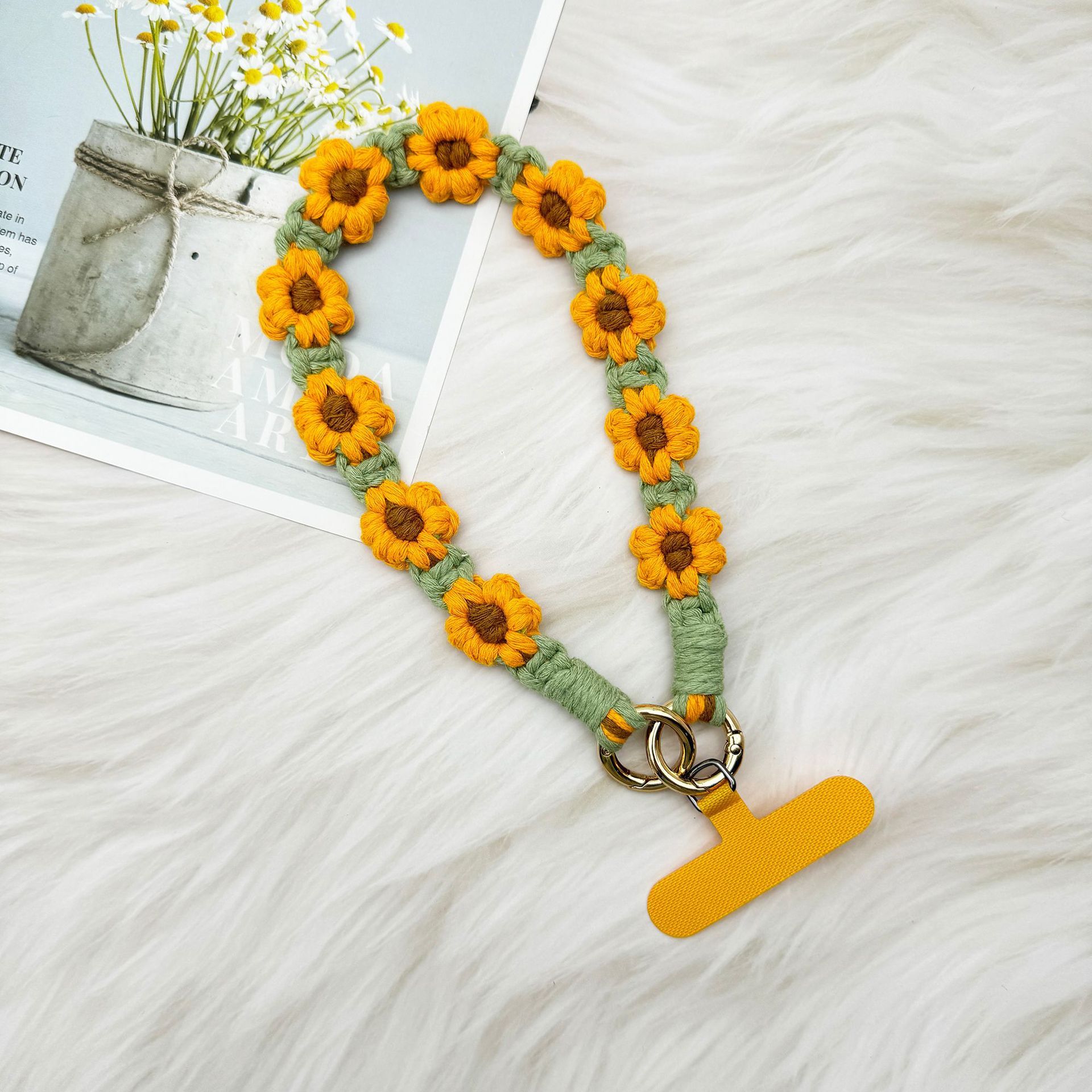 Image of 2024 New Product 1pc Mobile Phone Wrist Rest Lanyard, Braided Mobile Phone Chain, Small Daisy Flower Braided Rope, Gift For Girls