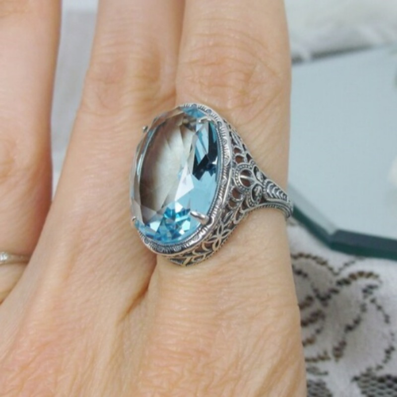 Vintage Aquamarine Ring Oval Gemstone Art Deco Filigree Ring
