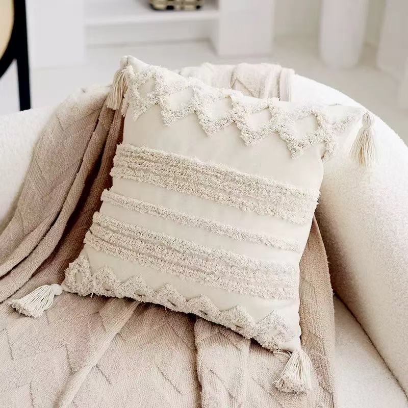 Bohemian Style Tufted Tassel Pillow Covers, Nordic Ins Style Cream-Colored Sofa Cushion Covers, Suitable for Guesthouses, Living Rooms, Bedrooms, And Window Seats, Featuring Wabi-Sabi Style Lumbar Pillow Covers