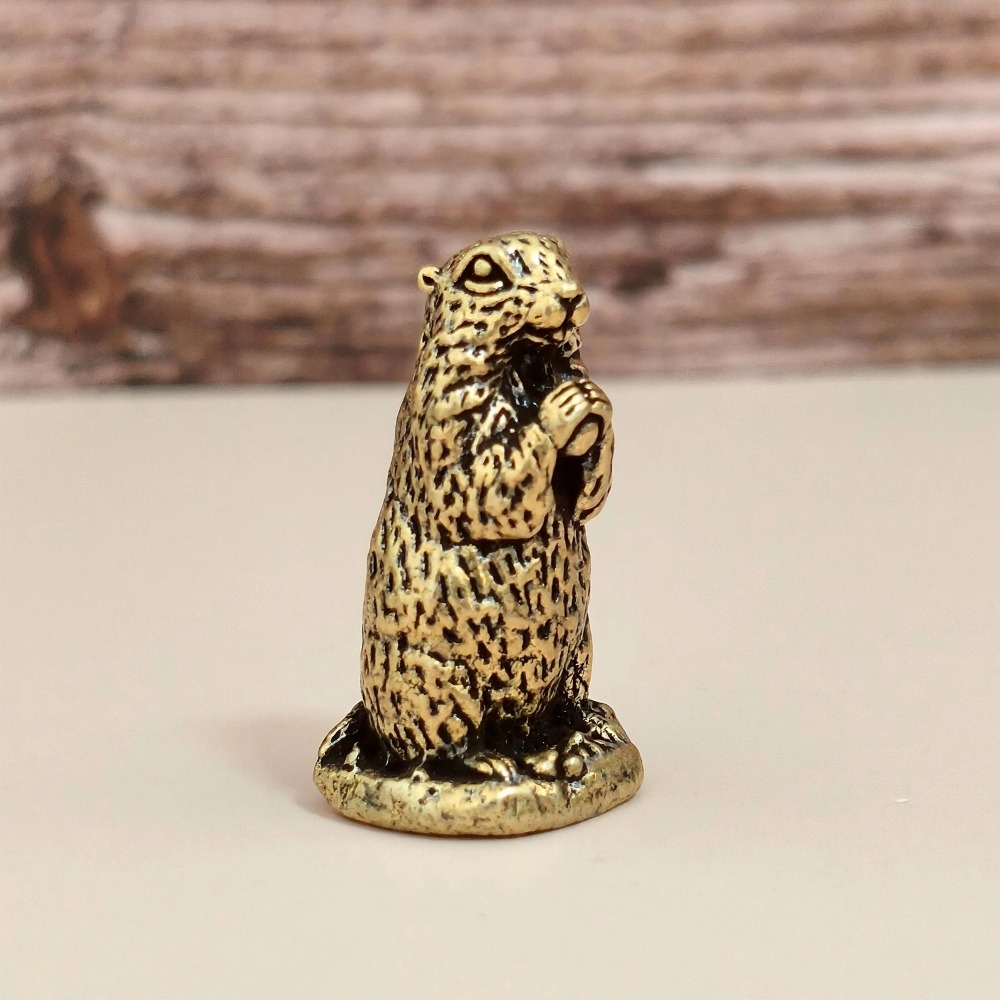 TEMU Distressed Brass Upright Groundhog Ornament, Begging Groundhog Tea Pet, Desktop Miniature Sculpture Scene Prop, Animal Craft Gift