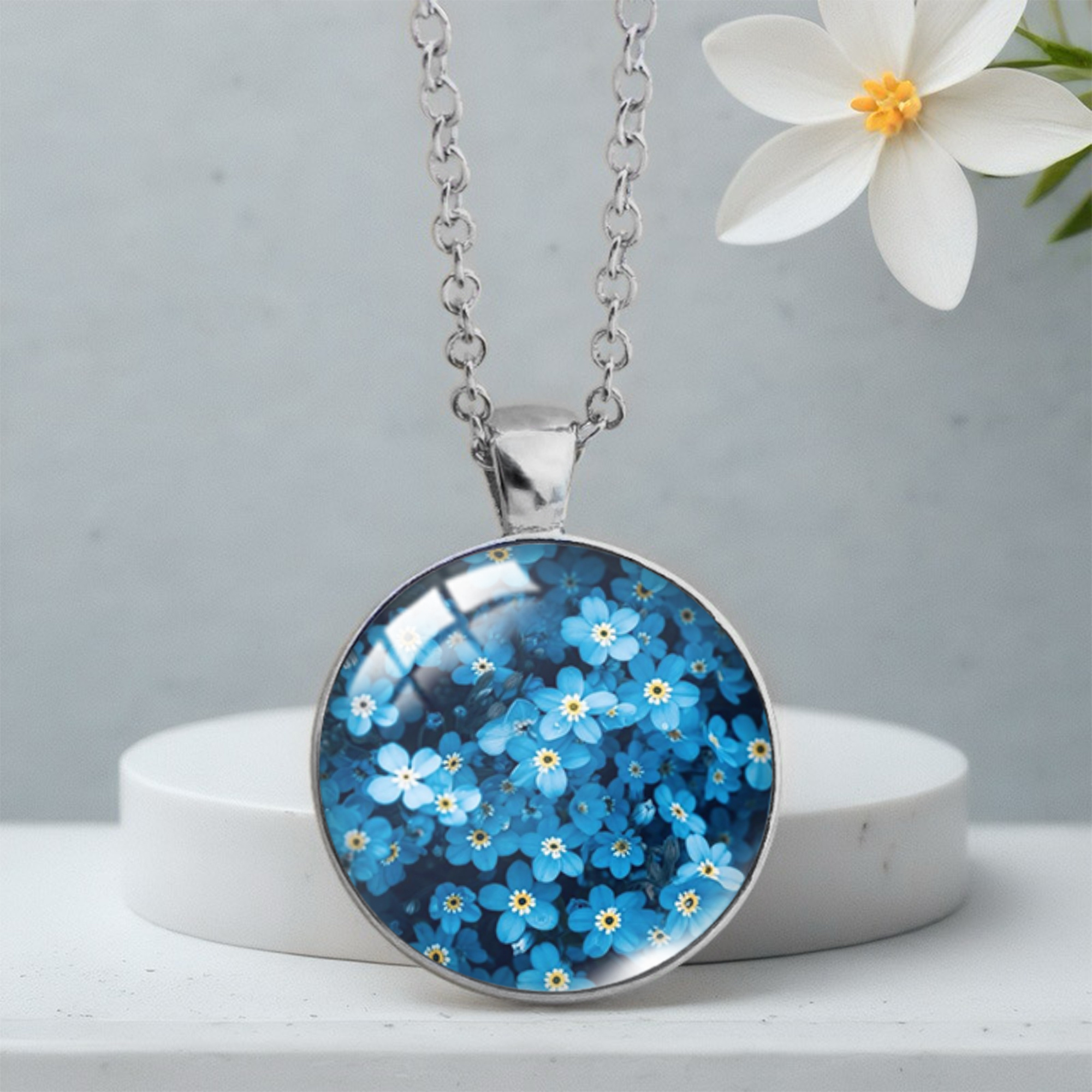 Me Not Picture Round Pendant Necklace | Fashion Handmade Jewelry Gifts, Non-precious Metal Plating, Alloy, Suitable For Daily, Vacation, Party Occasions