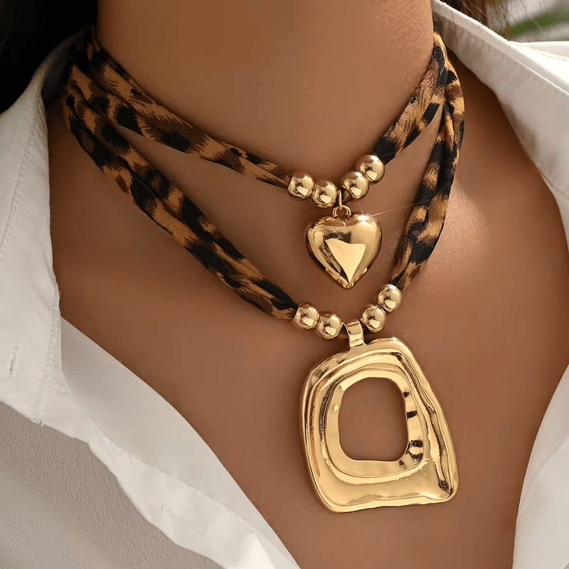 TEMU Juego de 2 piezas de collar en capas con estampado de leopardo, cadena de clavícula con colgante cuadrado de para mujer, estilo vintage Y2K,