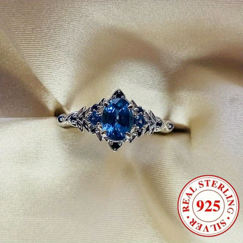 In 5 Sizes, This Elegant And Minimalist 925 Sterling Silver Leaf Ring Is Perfect For Parties, Engagements, Weddings, And A 's Day Gift For Women