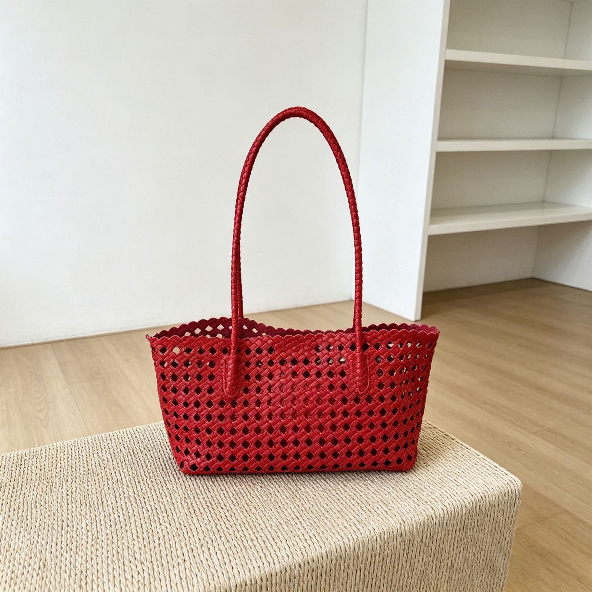 Image of Fashionable Hollowed-out Vegetable Basket Bag, Portable Armpit Tote Bag, Style