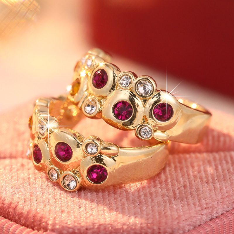 Women's Bling Bling C-Shaped Hoop Earrings with Zirconia