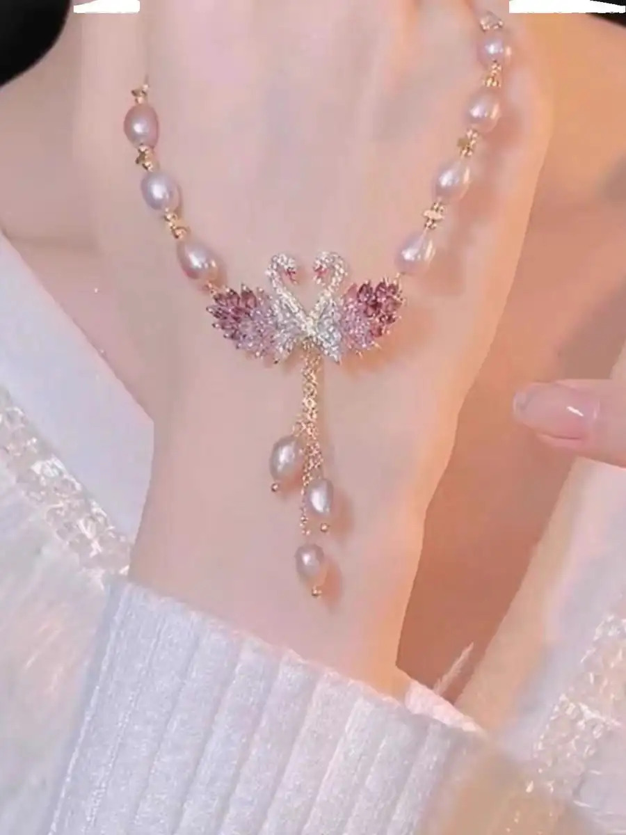 1pc of Trendy Luxury Swan Pearl Necklace with a Unique Design, Suitable for Various Occasions, Exuding Elegance And Charm, Perfect As a Gift for Girlfriends, Ideal for Everyday Use And Holiday Presents