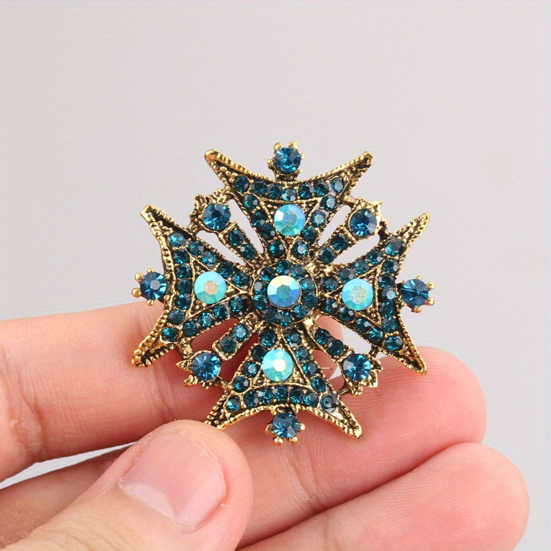 Image of Aurora Snowflake Brooch - Enamel Brooches Are Ideal For Fashion Enthusiasts As Accessories, Badges, , Cuffs, Ties, Backpacks, Perfect , Holiday Gifts, And Top