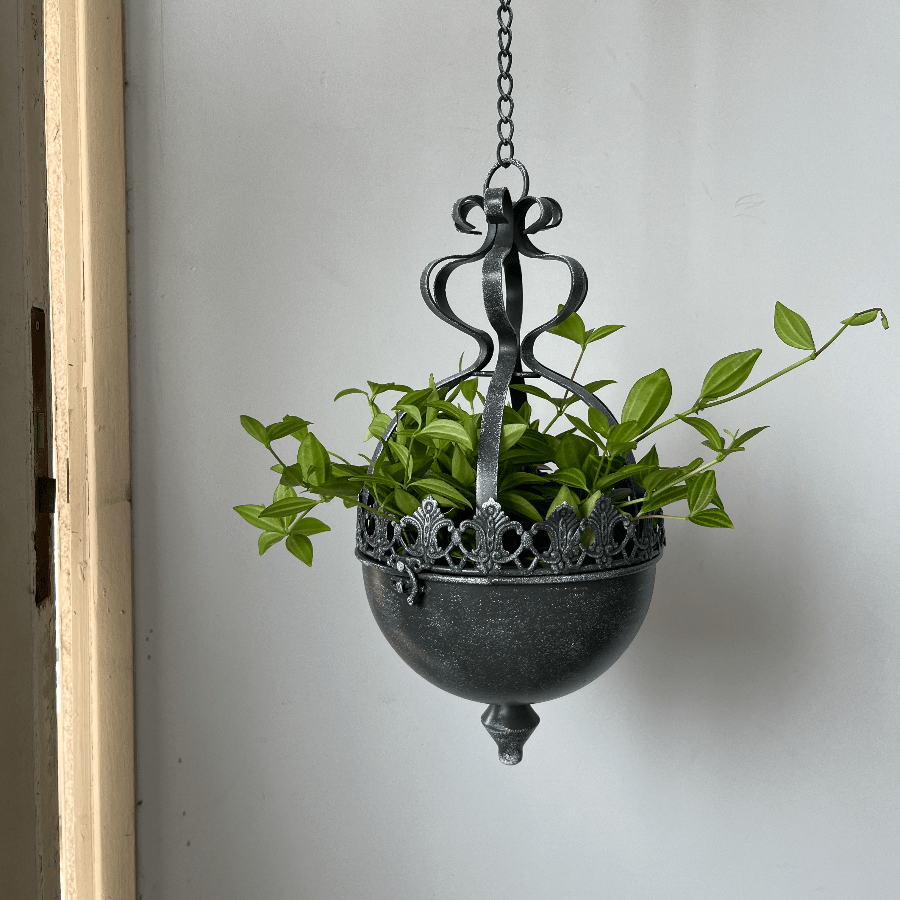 E-shop Vintage Garten Elegante Europäische Metall Hänge-Blumenregal Blumenkorb Pflanzgefäß - Retro Blumenständer Multifunktionaler Dekorativer