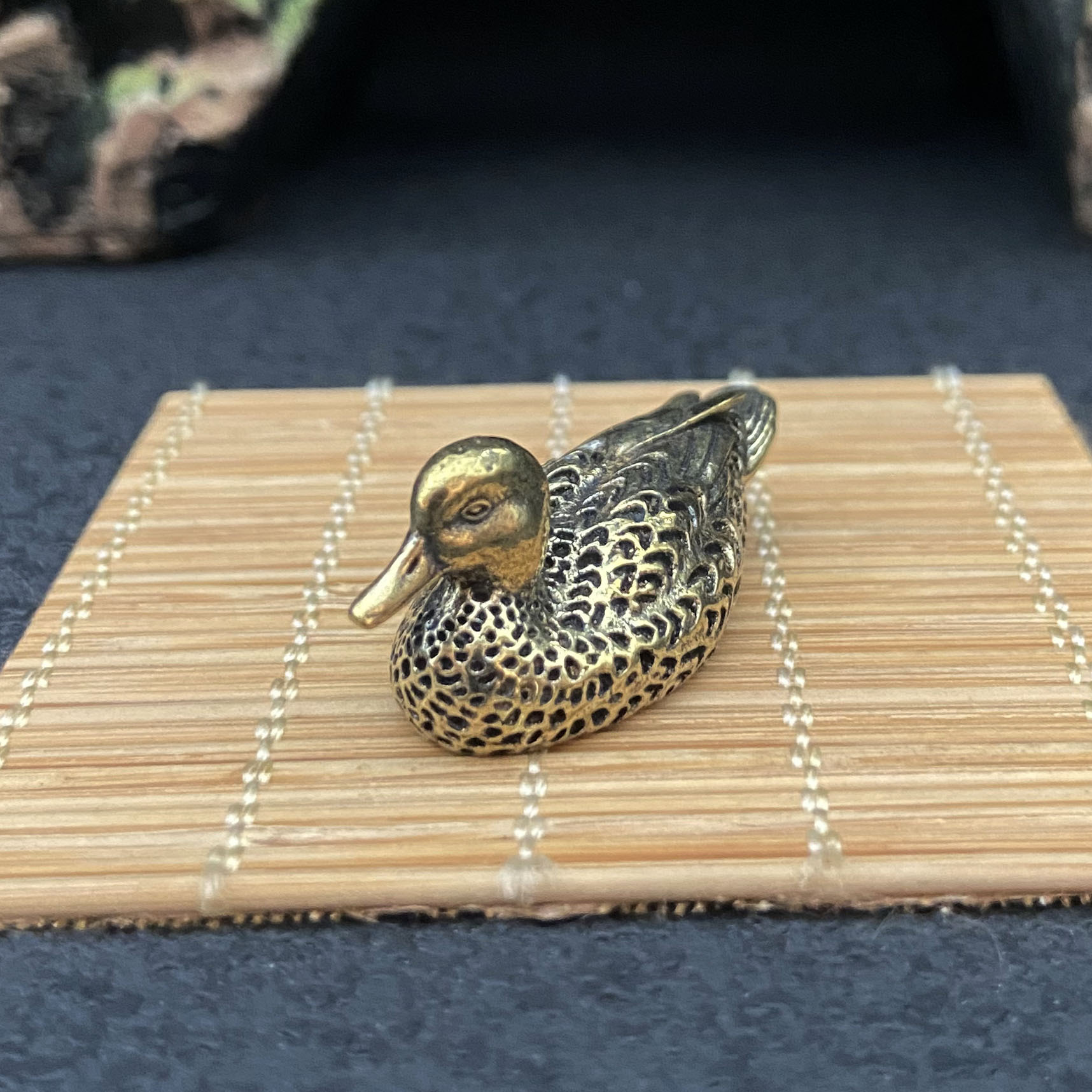 Image of Vintage-style Solid Brass Mini Duck Figurine Ornament, 3.6cm In Length. Vintage Desktop Tea Pet, Decor Gift, And Handheld Trinket For Halloween Thanksgiving Christmas Decorations Collectible Figurines