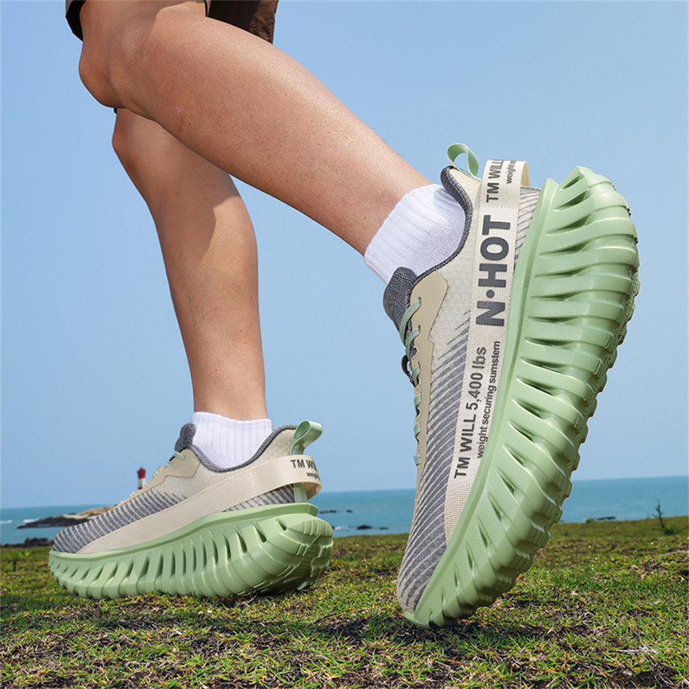 [Sneakers] Men'S Women'S Road Running Shoes, Thick Sole Casual Athletic Shoes for Men, Teenager Outdoor Sports Design, Comfortable Breathable Fabric Upper, Cushioning Shock-Absorbing MD Sole, Non-Slip And Wear-Resistant, Low-Top Lace-Up Closure