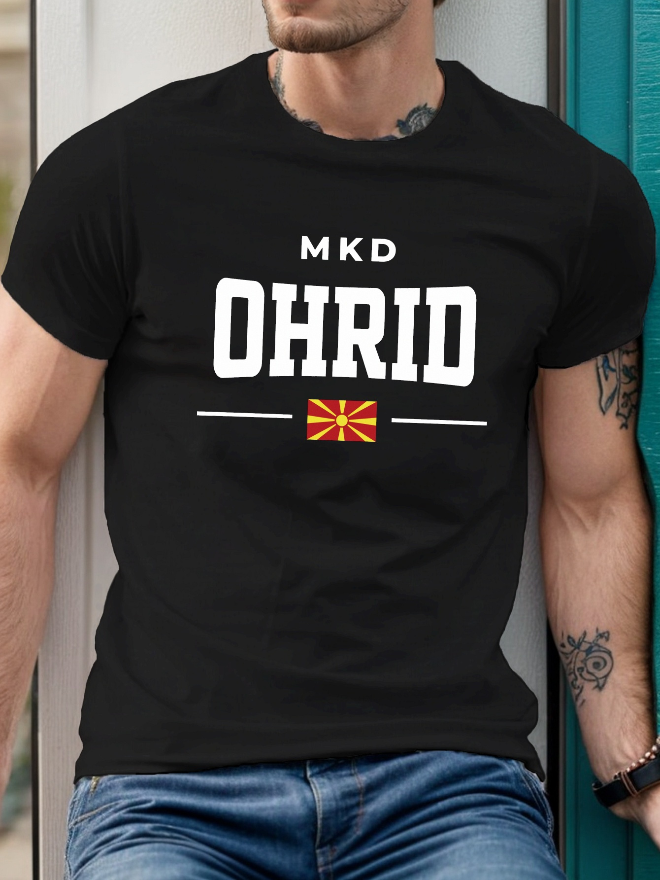 машка маица со графика од охрид, северна - летна маица со кратки ракави и смела букви mkd & знаме, лесен дишлив материјал, редовен крој, перат во машина детали 5