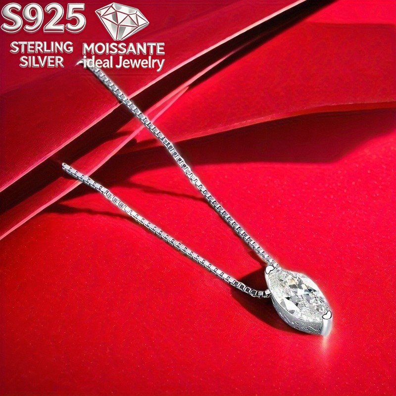 TEMU Pendentif Collier Moissanite 1 Carat en Argent Sterling 925 Incrusté, Bijou pour Femme Homme, Tenue Quotidienne, Cadeau Idéal pour Famille Amis