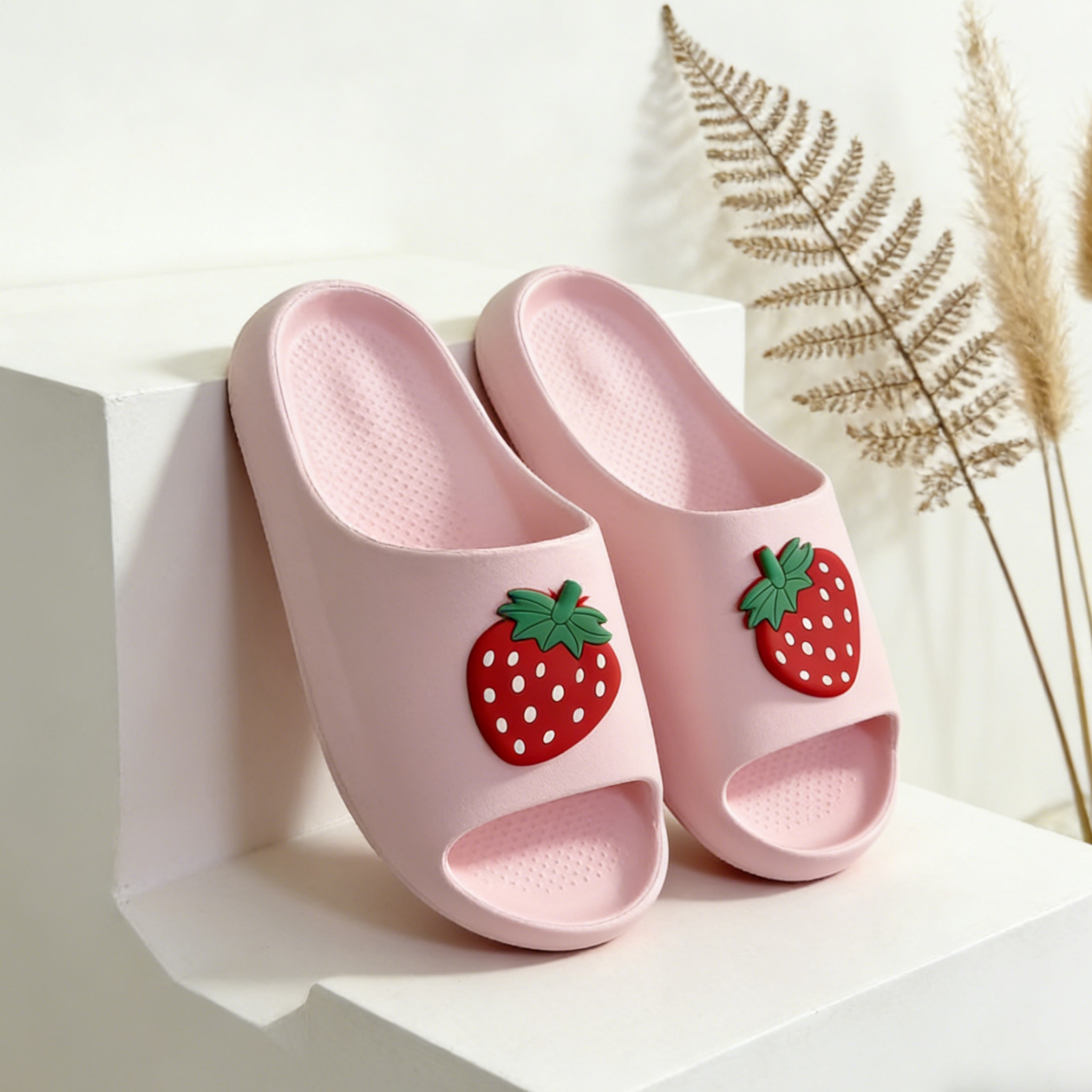TEMU Strawberry Slippers - Lightweight Sole & Upper, Slip- Indoor/outdoor Shoes Suitable For Bathroom, Playroom, - - Cartoon Sneakers For (unisex