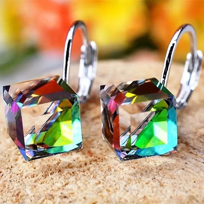 E-shop 1 Paar Kreative, stilvolle, farbenfrohe quadratische Ohrringe, elegante Reifenohrringe für Damen, Alltags, Party- und Urlaubsgeschenke