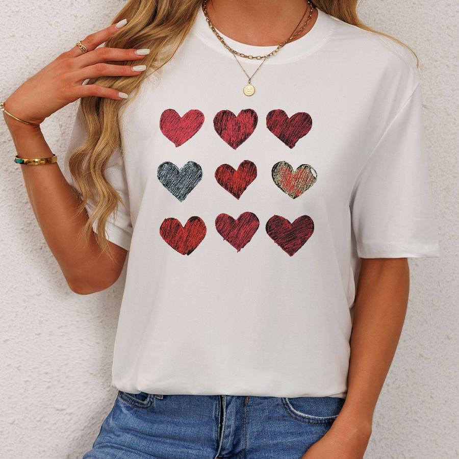 

Women's Activewear Arrangement Of Hearts Round Neck T-shirt Breathable Women's Casual Graphic T-shirt Suitable For Upper