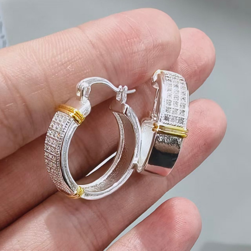 Women's Stylish Wide Circular Earrings with Synthetic Zirconia Layers