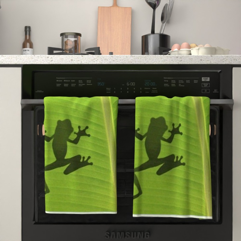 

2pcs Soft Polyester Frog Silhouette Towels, 18x26 Inches - Stylish For Kitchen & Bathroom Decor, Green With Print, Perfect Gift For , Frog Garden Decor