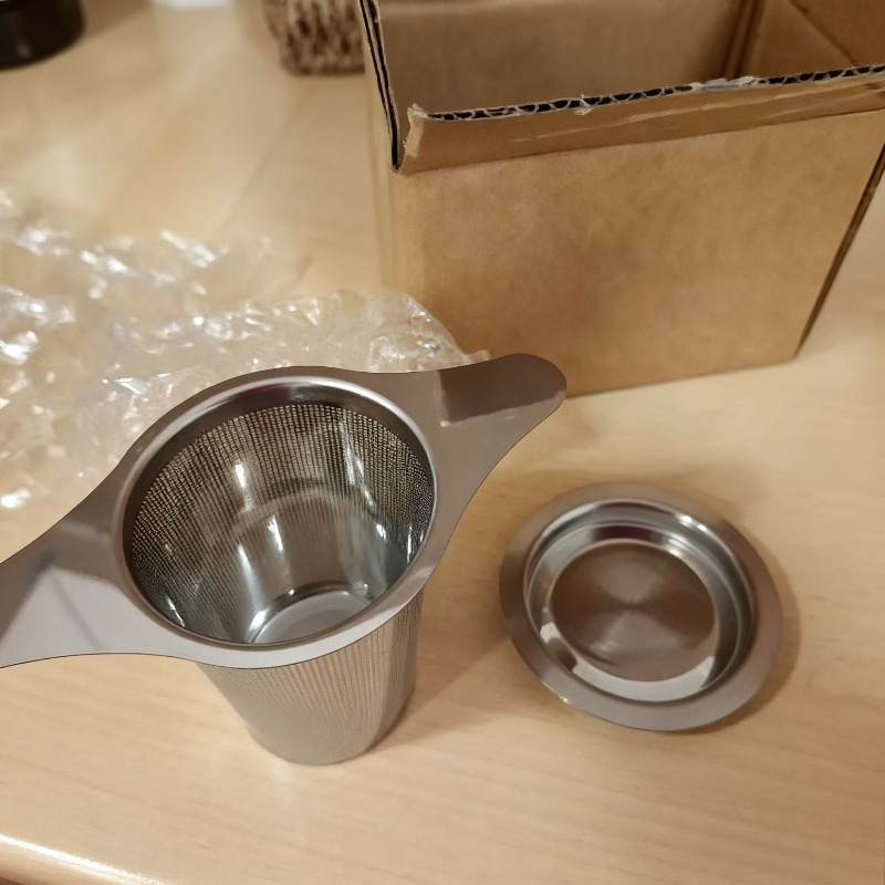 2pcs/set (1pc Tea Leak +1pc Base) Stainless Steel Tea Filter Double Handle Large-capacity Tea , Suitable For Mug Teapots, Stainless Steel With Lid Filter Is Suitable For Mug Teapots