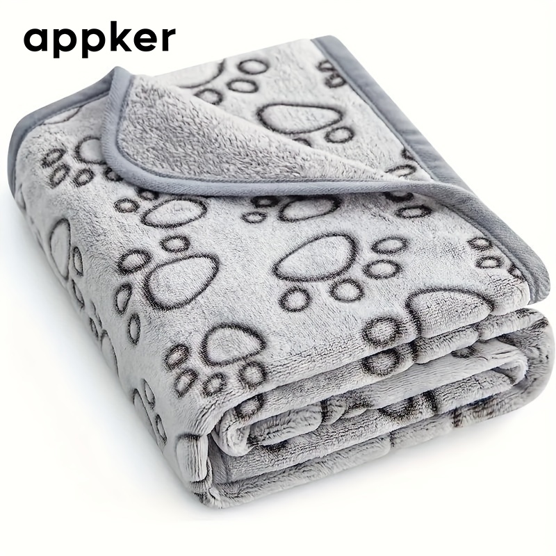 TEMU Appker 1-pack Soft Flannel Pet Blanket For Dogs And Cats, Machine Washable Polyester, Cozy Cutout Design, Perfect For Small, Medium, Large, And