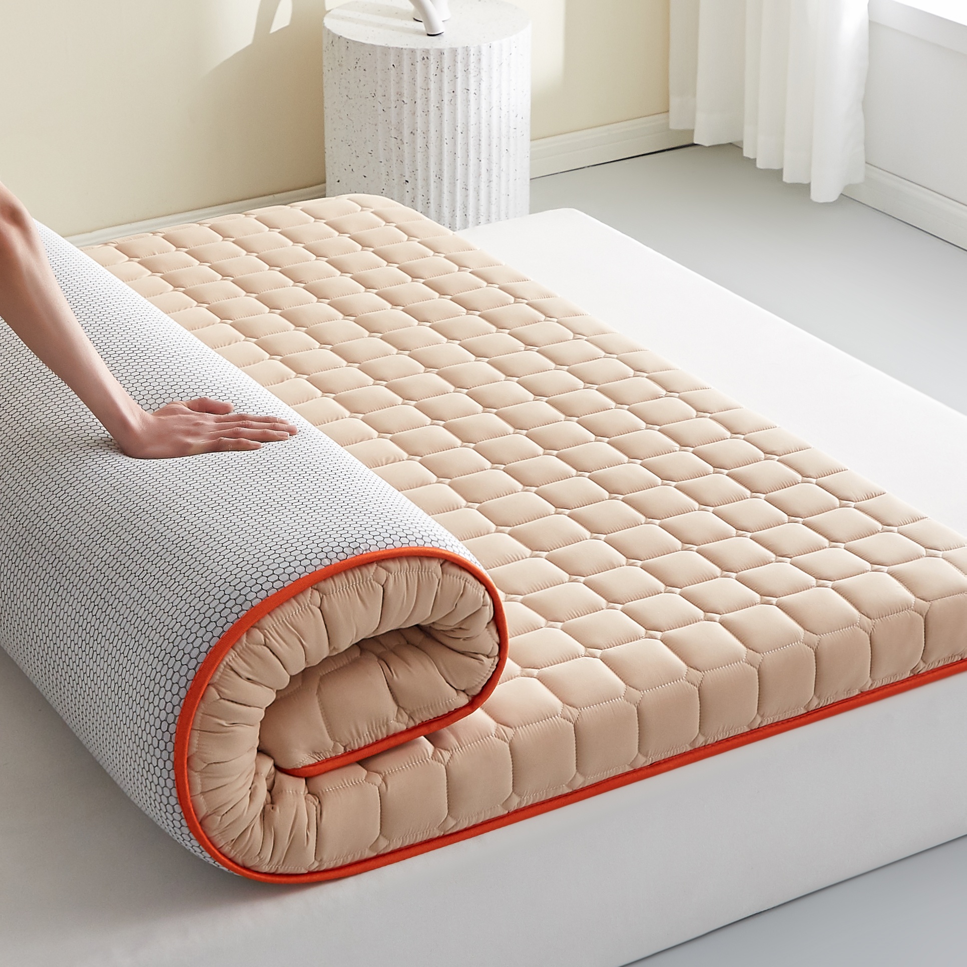 1pc 4cm Memory Foam Mattress Topper - High-Density Support, Slow Rebound Comfort, Soft Quilted Surface, Breathable Mesh Sides, Foldable Portable Bed Pad, Durable All-Season Bedding for Bedroom, Dorm, Guest Room & Travel