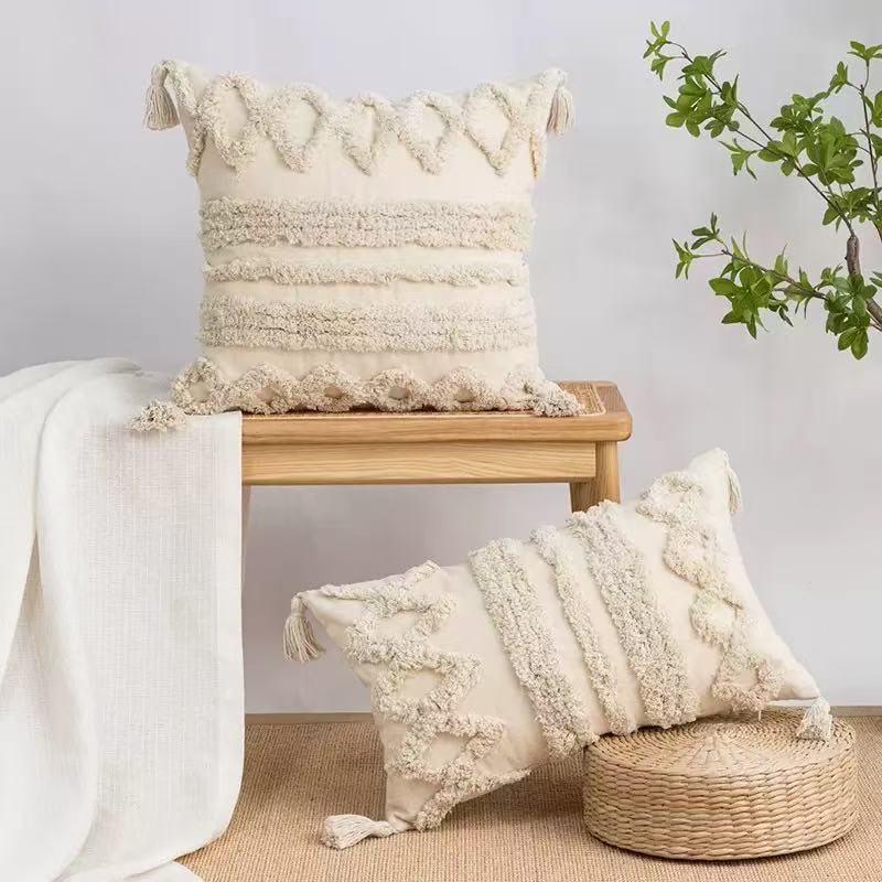 Bohemian Style Tufted Tassel Pillow Covers, Nordic Ins Style Cream-Colored Sofa Cushion Covers, Suitable for Guesthouses, Living Rooms, Bedrooms, And Window Seats, Featuring Wabi-Sabi Style Lumbar Pillow Covers