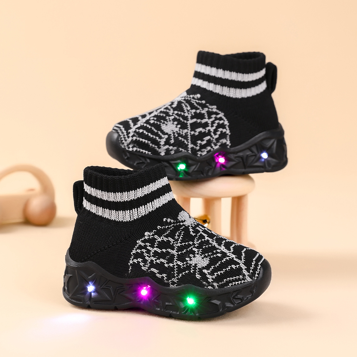 Zapatillas LED para Bebés y Niños Pequeños Zapatos Transpirables Sin  Cordones con Antideslizante EVA, Diseño de Tela de Lindo Luces Co