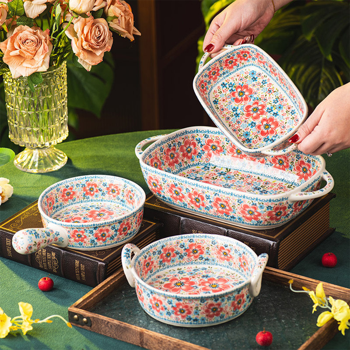 Blaue Keramik-Backform mit Griff – * für den Einsatz in Backöfen Mikrowellen, mit * Blumenmuster * für die Zubereitung von italienischer Lasagne, Pfannkuchen usw., für den Ofen *