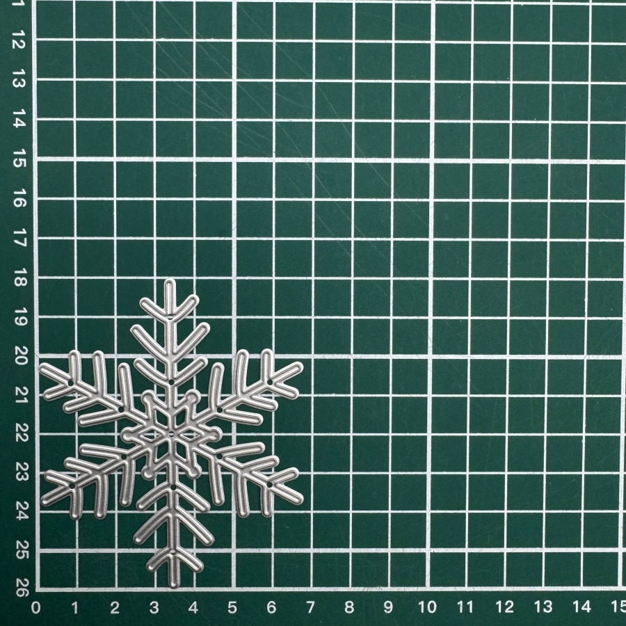 Newly Snowflake Metal Cutting Dies For Scrapbooking, Card Creation, Stencil Making, And Embossing Craft Decoration