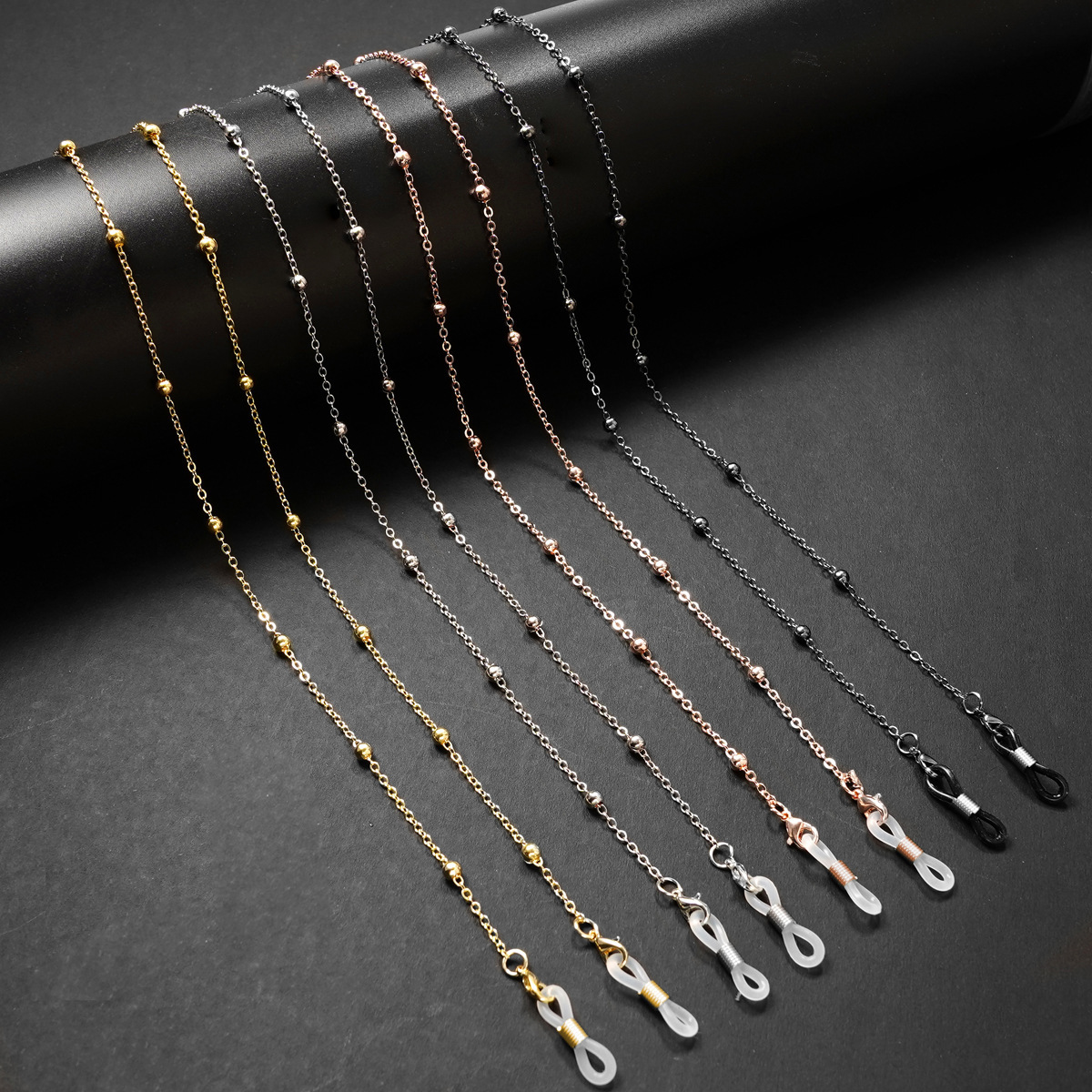 Image of Set Of 4 Stylish And Trendy Eyeglass Chains, Designed To The Neck To Avoid Misplacement, Chic Additions For Securing Glasses, Perfect For Reading Newspapers And Books, Versatile In Use